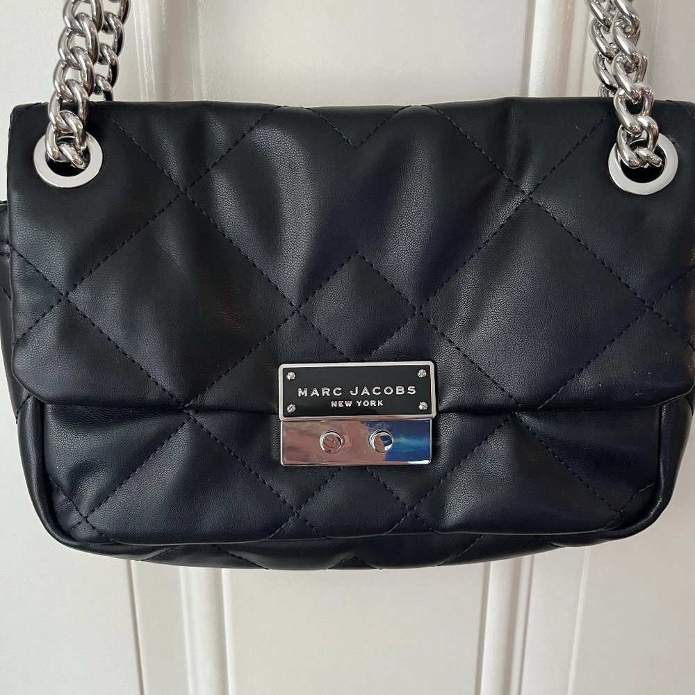 Marc Jacobs Chain Link Quilted Leather Handbag